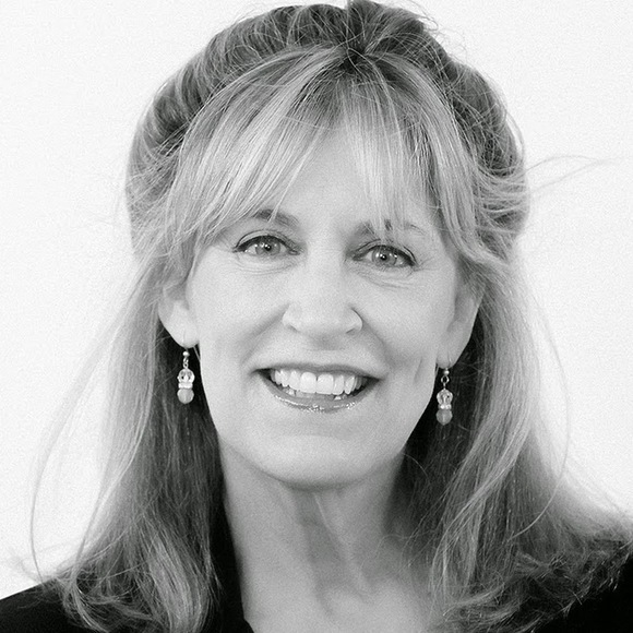 Meet your Posher, Janis - Picture 1 of 1